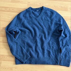 J. Crew Men's Wool V-Neck Sweater - Slim Fit